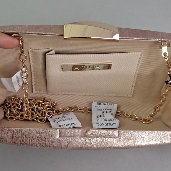 NWT AQUA Mini Box Clutch - 100% Exclusive - Picture 6 of 8